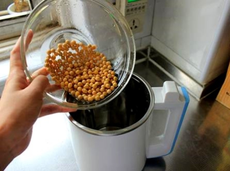 豆漿機屬于比較常用的家用電器產(chǎn)品